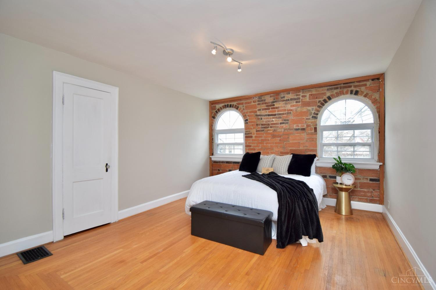 4947 Ralph Avenue Cincinnati, OH 45238 - Photo 32 of 56 Gallery Image 32