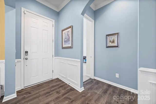 a view of workspace with furniture