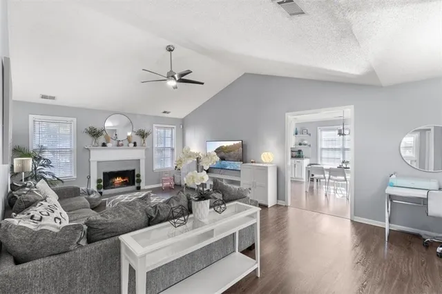 $389,000 | 21 Allegiance Court Northeast, Cartersville, GA 30121