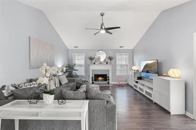 $389,000 | 21 Allegiance Court Northeast, Cartersville, GA 30121