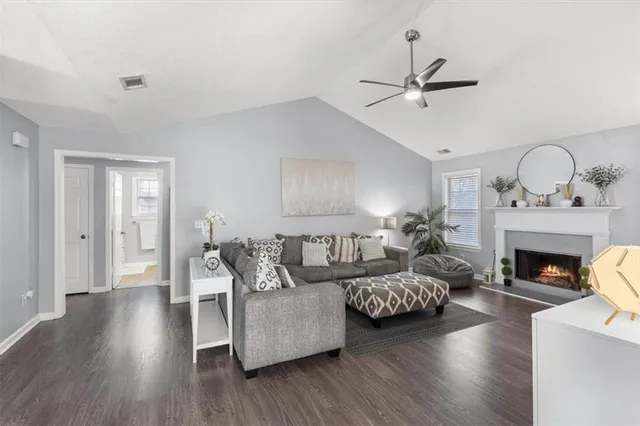 $389,000 | 21 Allegiance Court Northeast, Cartersville, GA 30121