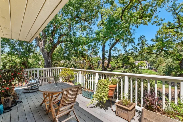 $1,045,000 | 1112 Princeton Drive, Sonoma, CA 95476