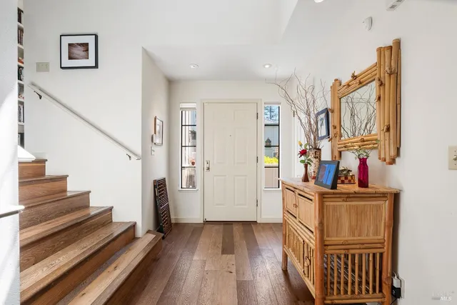 $1,045,000 | 1112 Princeton Drive, Sonoma, CA 95476