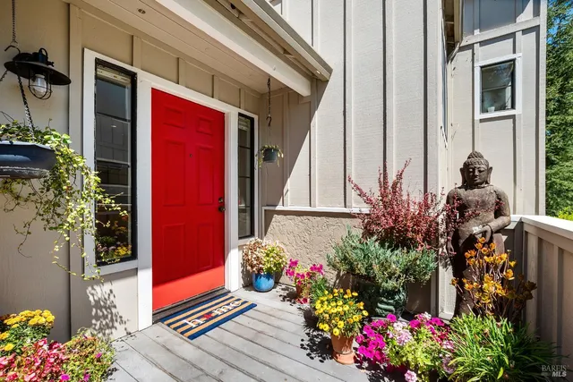 $1,045,000 | 1112 Princeton Drive, Sonoma, CA 95476