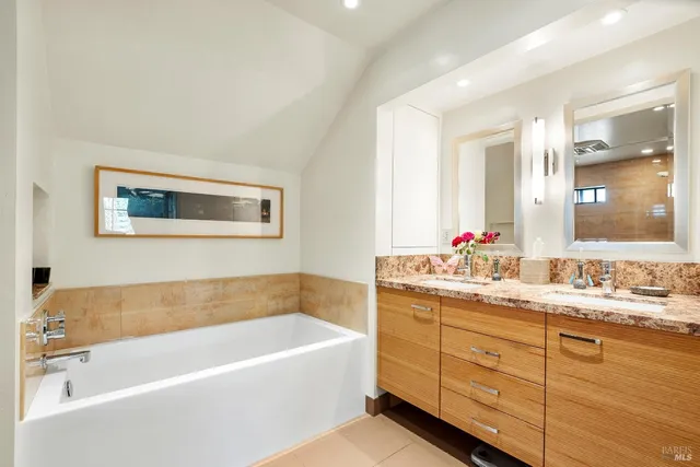 $1,045,000 | 1112 Princeton Drive, Sonoma, CA 95476