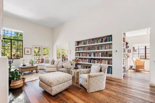 $1,045,000 | 1112 Princeton Drive, Sonoma, CA 95476