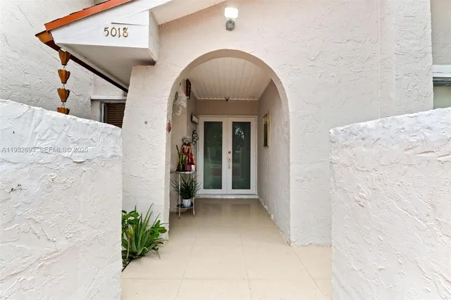 $600,000 | 5018 Southwest 148th Place, Miami, FL 33185