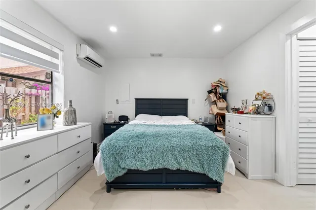 $600,000 | 5018 Southwest 148th Place, Miami, FL 33185