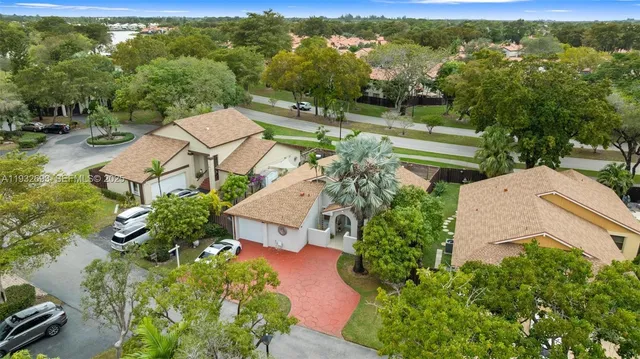 $600,000 | 5018 Southwest 148th Place, Miami, FL 33185