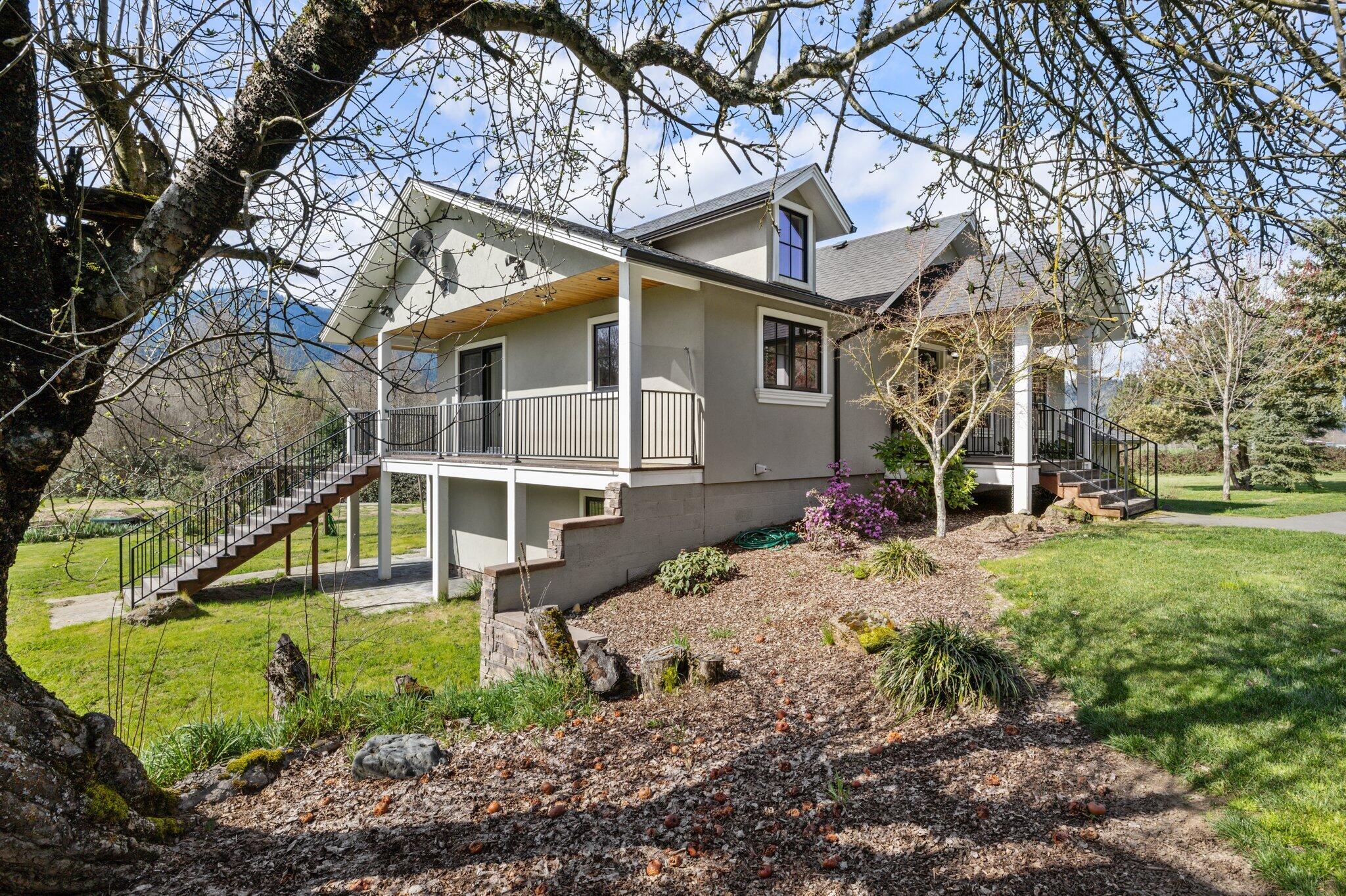 10999 North Applegate Road Grants Pass, OR 97527 - Photo 81 of 96 19-web-or-mls-_D9A2077