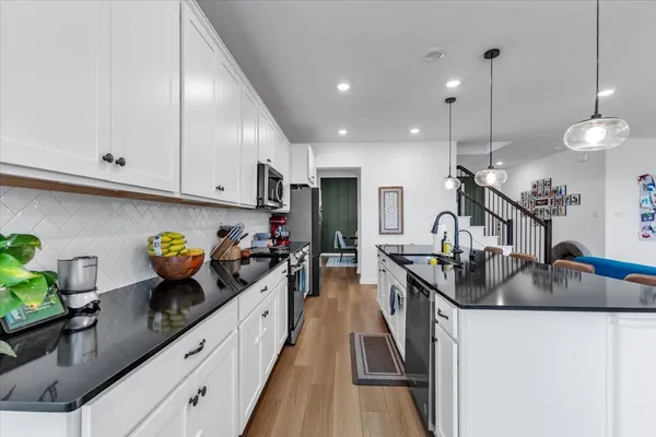 $2,900 | 17608 Penfolds Drive, Pflugerville, TX 78660