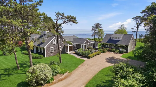 $14,000,000 | 91 Planting Field Way, Edgartown, MA 02539