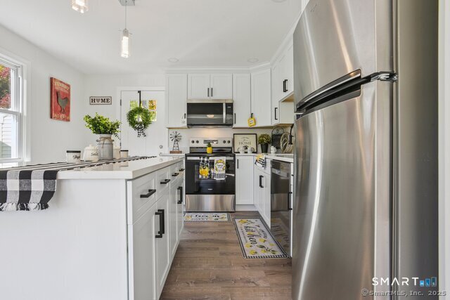 57 Merigold Drive New Britain, CT 06053 - Photo 4 of 33