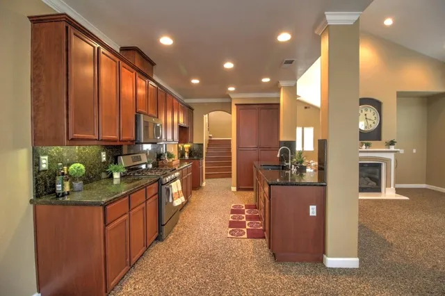 $635,000 | 2865 Sierra Gold Court, Riverbank, CA 95367