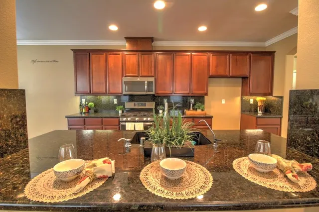 $635,000 | 2865 Sierra Gold Court, Riverbank, CA 95367