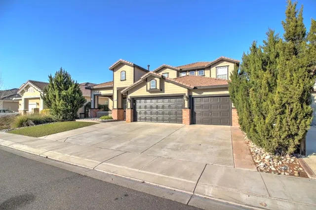 $635,000 | 2865 Sierra Gold Court, Riverbank, CA 95367