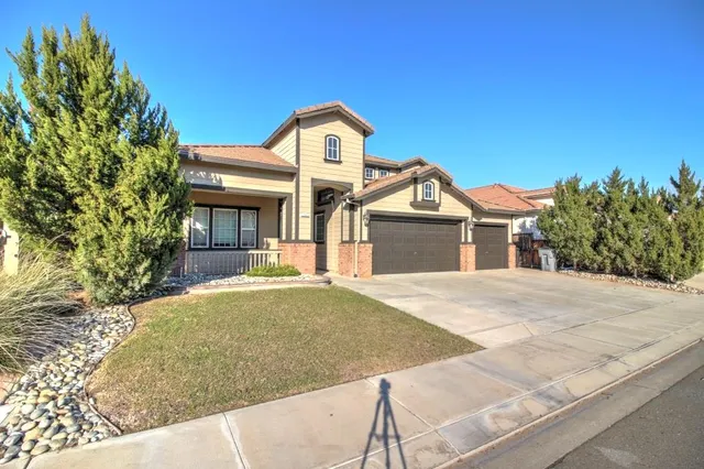 $635,000 | 2865 Sierra Gold Court, Riverbank, CA 95367