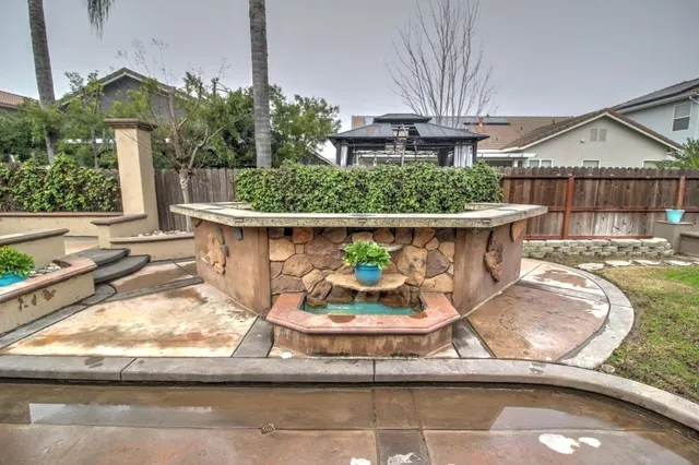 $635,000 | 2865 Sierra Gold Court, Riverbank, CA 95367