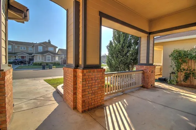 $635,000 | 2865 Sierra Gold Court, Riverbank, CA 95367