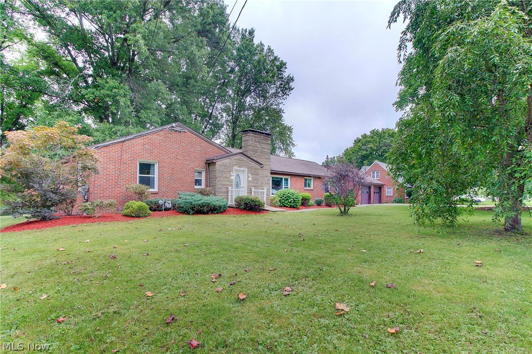 1842 Massillon Road Akron, OH 44312 - Photo 2 of 35