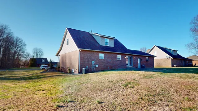 $334,700 | 208 St Charles Street, Jasper, IN 47546