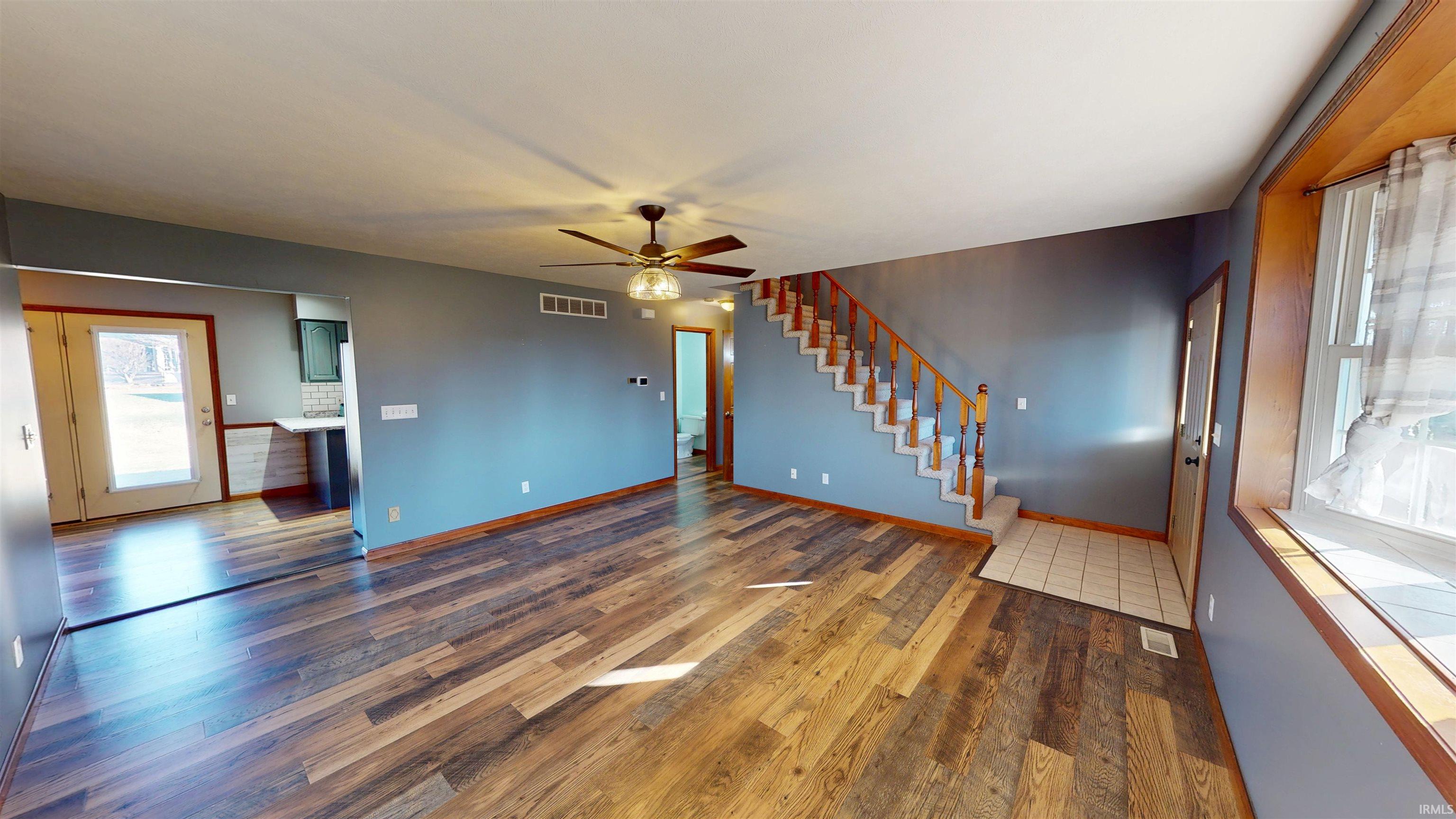 208 St Charles Street Jasper, IN 47546 - Photo 6 of 34