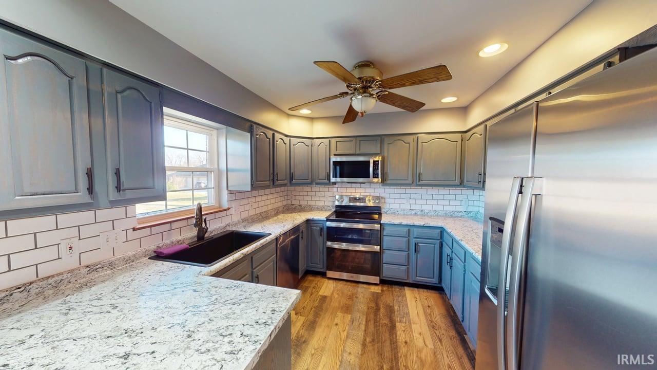 208 St Charles Street Jasper, IN 47546 - Photo 10 of 34