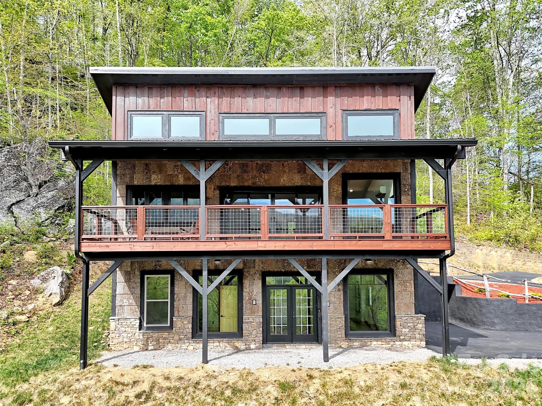 455 Chinquapin Road Canton, NC 28716 - Photo 7 of 44