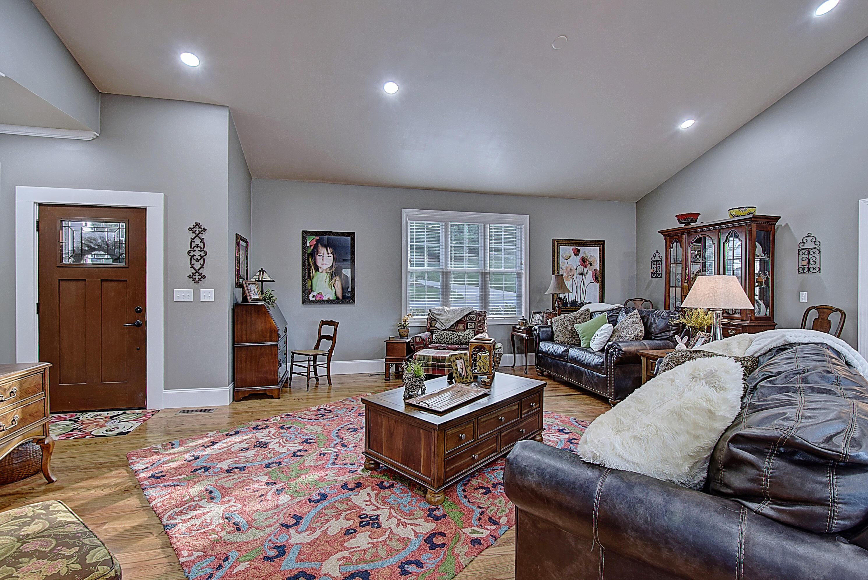 107 Stone Ridge Court Elizabethton, TN 37643 - Photo 11 of 54 DSC_0019And8more