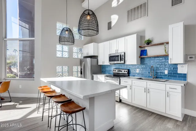 $264,900 | 17017 North 12th Street, Unit 2104, Phoenix, AZ 85022