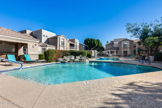 $264,900 | 17017 North 12th Street, Unit 2104, Phoenix, AZ 85022