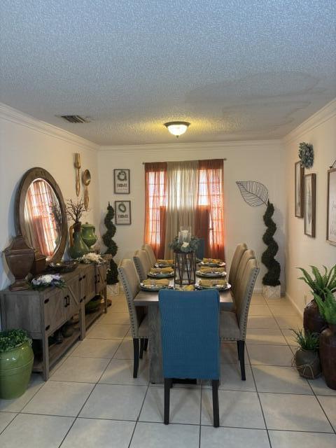 6207 Adriatic Way West Palm Beach, FL 33413 - Photo 14 of 26 a living room with furniture a large window and a potted plant