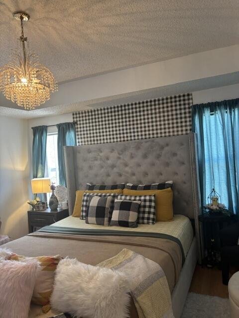 6207 Adriatic Way West Palm Beach, FL 33413 - Photo 19 of 26 a bedroom with bed and window