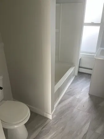 $2,500 | 9 Moen Street, Unit 2, Worcester, MA 01605