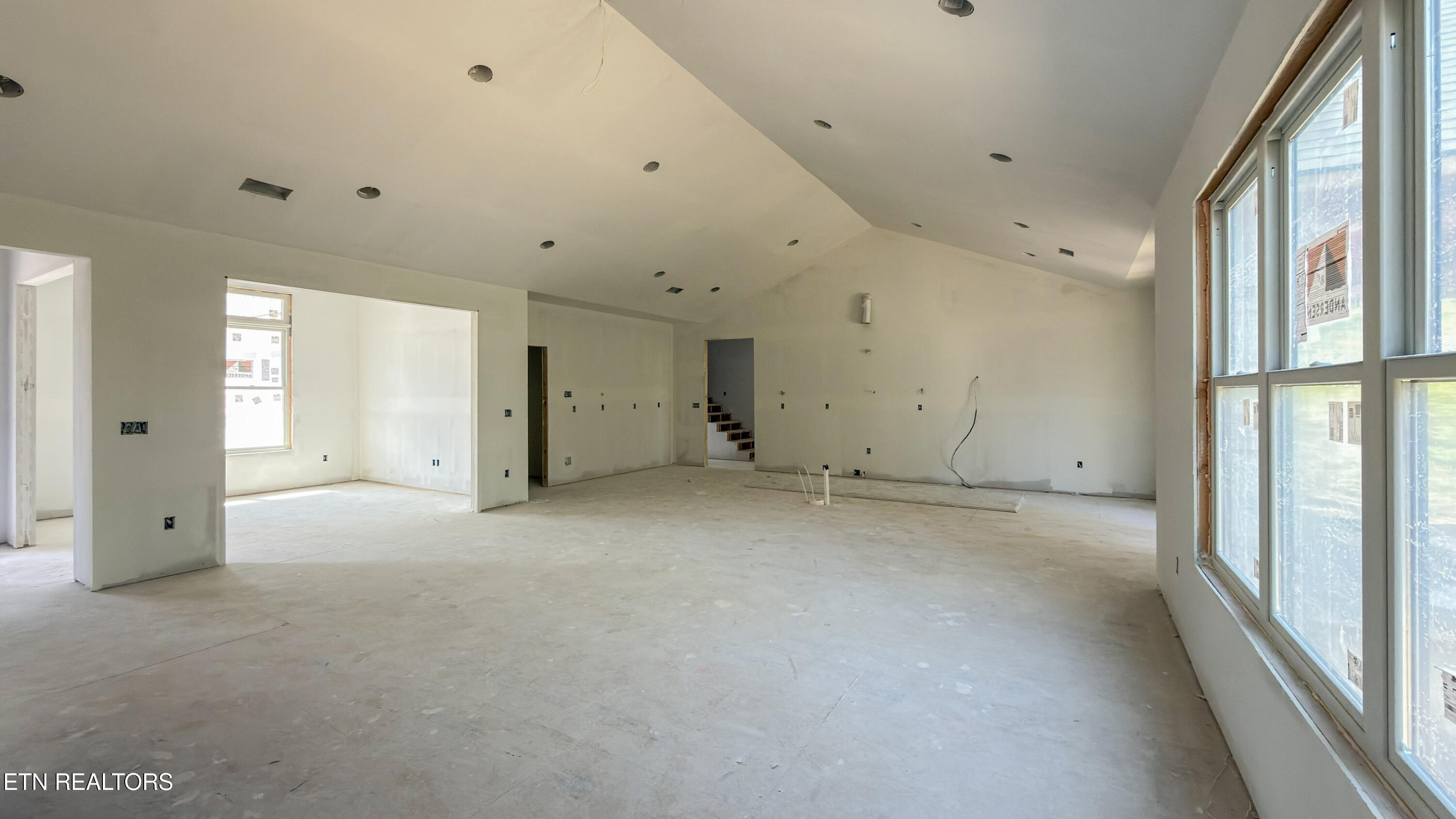 159 Elokwa Way Loudon, TN 37774 - Photo 45 of 46 Open Floor Plan