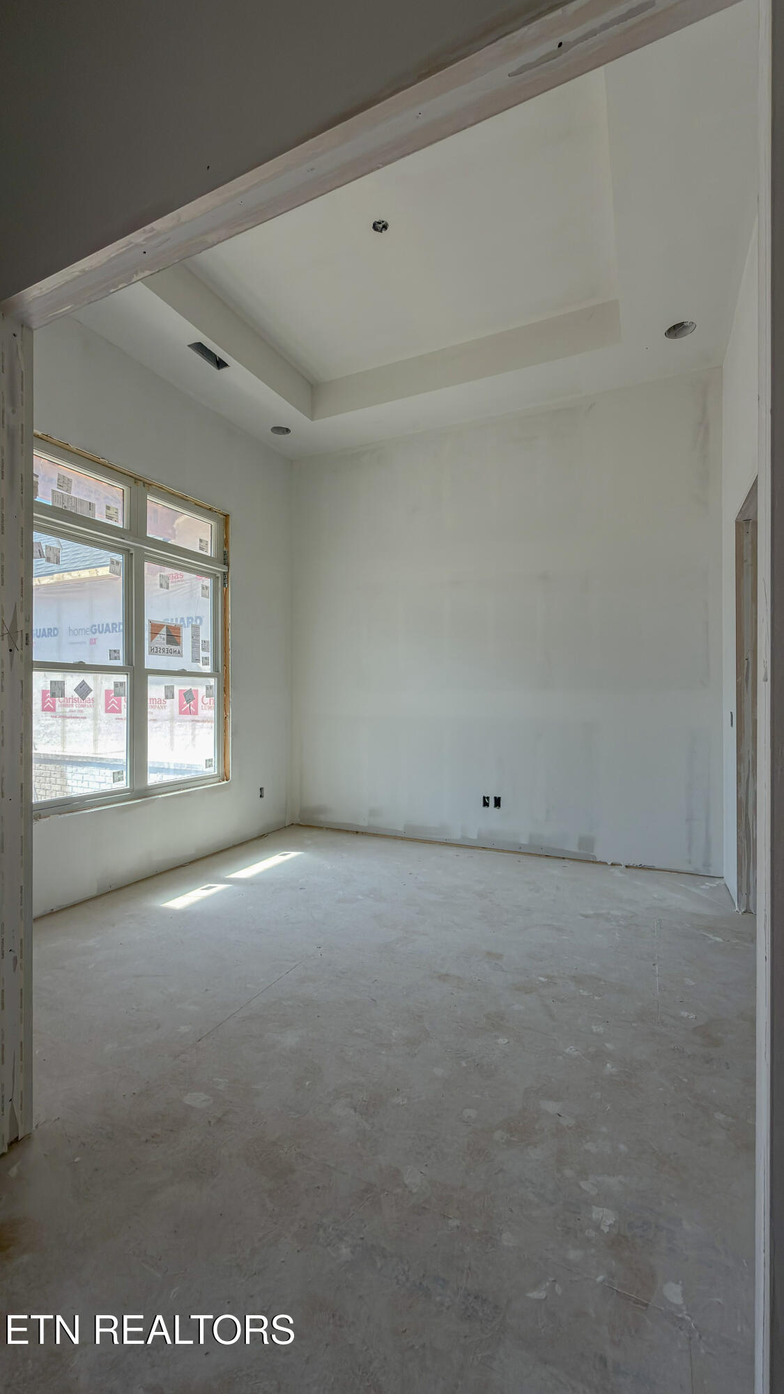 159 Elokwa Way Loudon, TN 37774 - Photo 14 of 46 Formal Dining Room