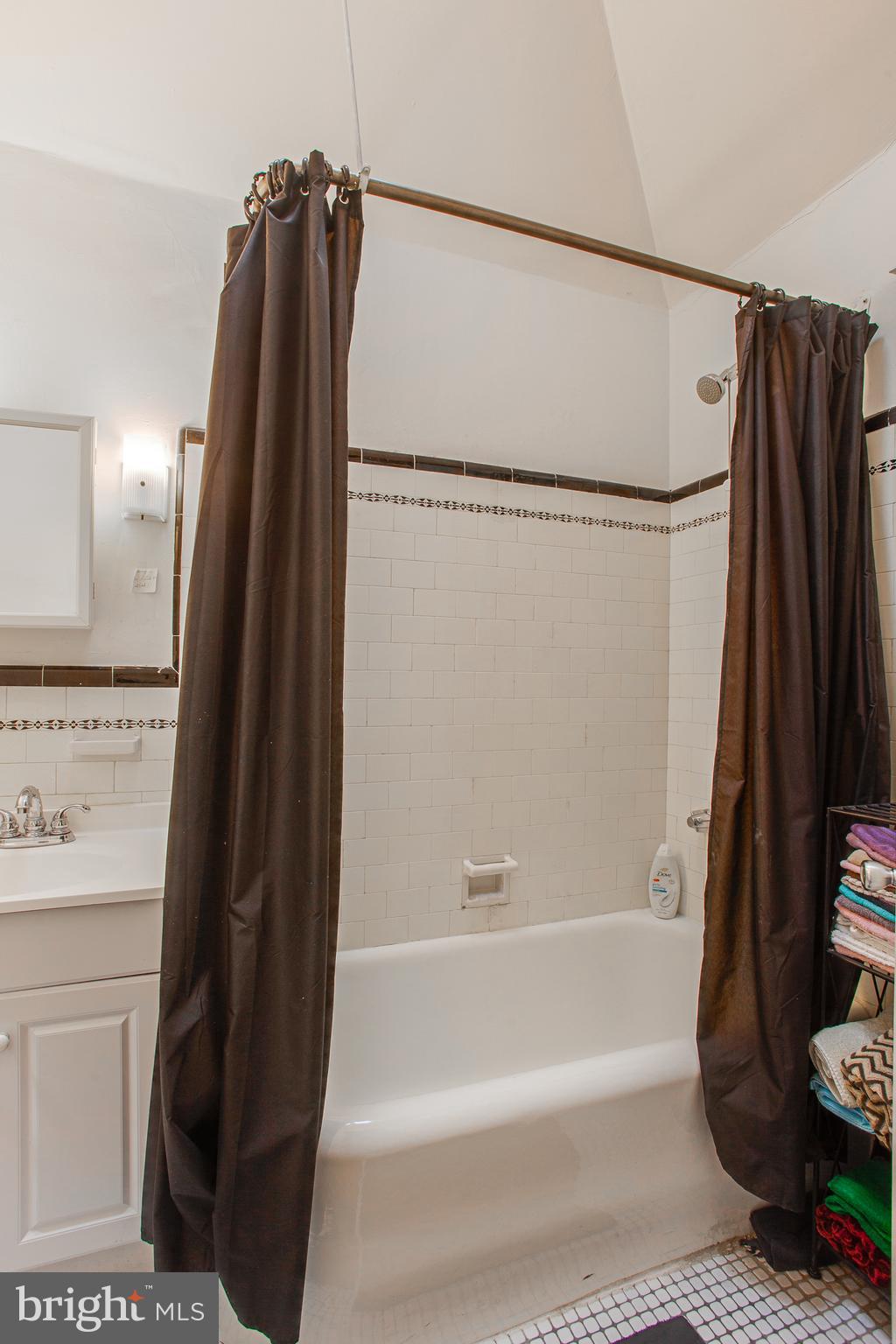 7236 Brent Road Upper Darby, PA 19082 - Photo 23 of 30