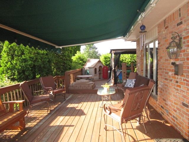 11564 Kings Coach Road Grand Blanc, MI 48439 - Photo 14 of 45 50149242-b05bc0d9-f64c-4303-bdab-168c79aac6ca.JPG