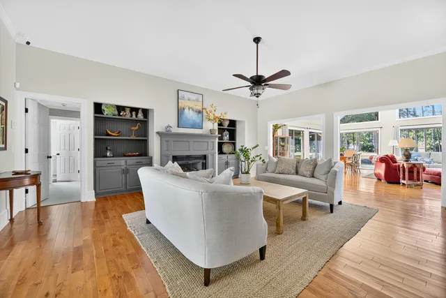 $575,000 | 126 Wateree Drive, Santee, SC 29142