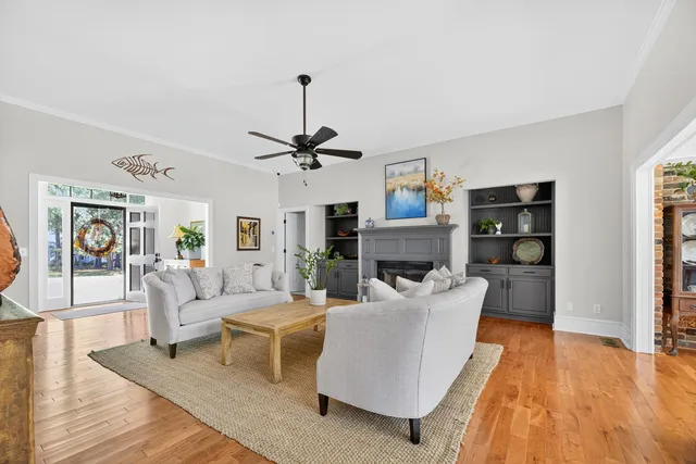 $575,000 | 126 Wateree Drive, Santee, SC 29142