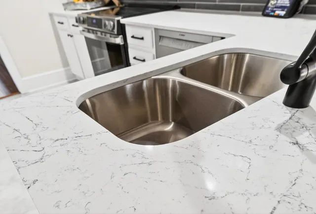 $575,000 | 126 Wateree Drive, Santee, SC 29142