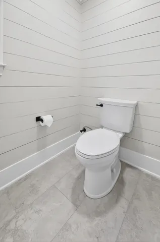 $575,000 | 126 Wateree Drive, Santee, SC 29142