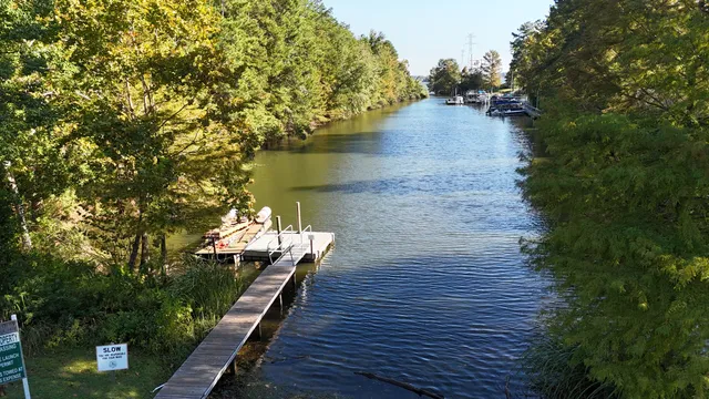 $575,000 | 126 Wateree Drive, Santee, SC 29142