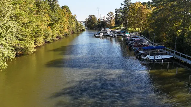 $575,000 | 126 Wateree Drive, Santee, SC 29142