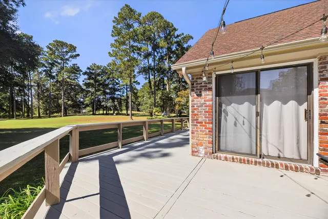 $575,000 | 126 Wateree Drive, Santee, SC 29142