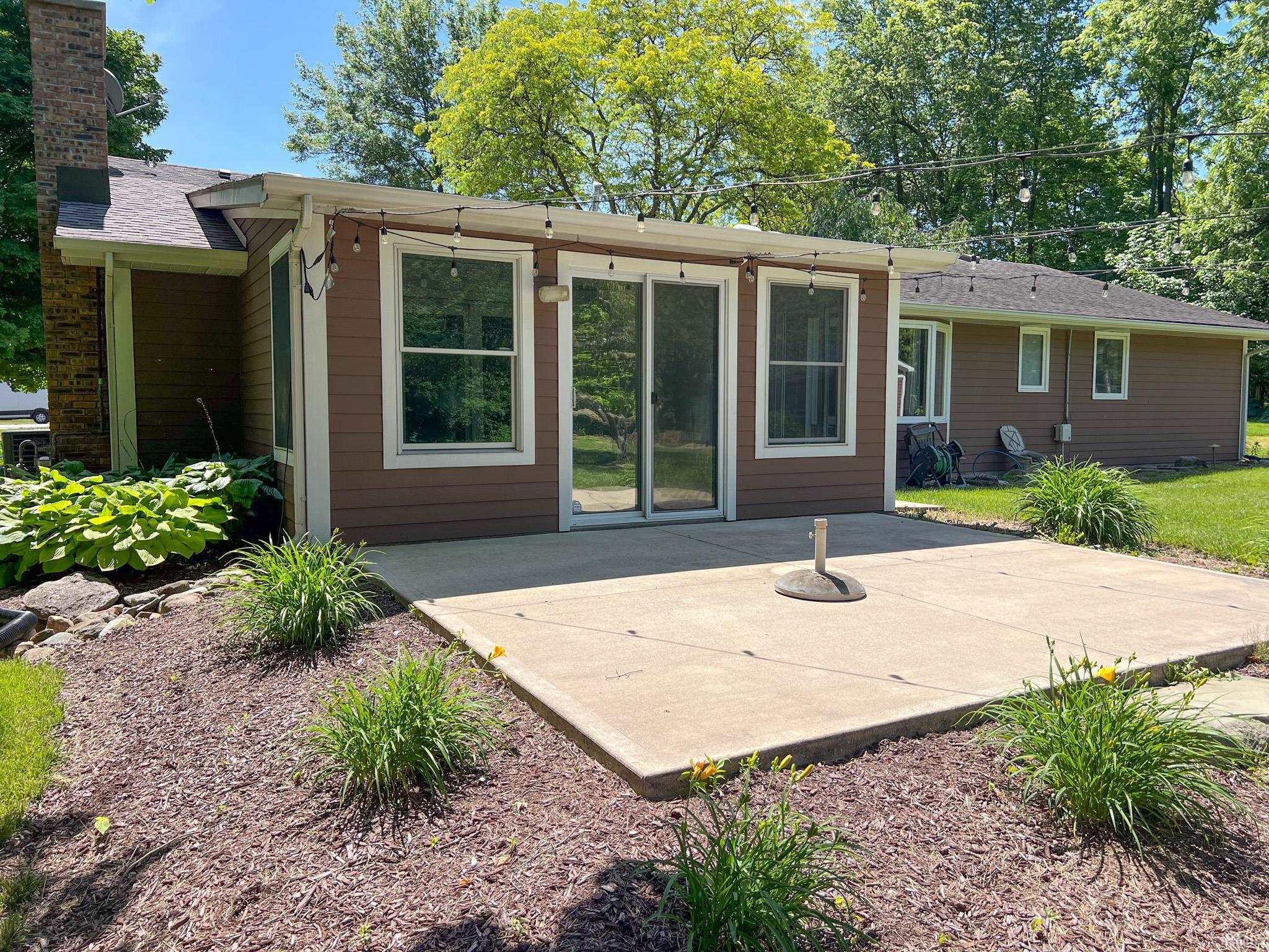 11303 Leo Road Fort Wayne, IN 46845 - Photo 6 of 32