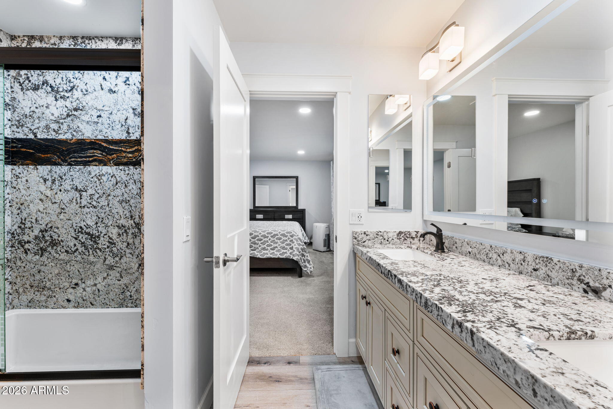 5055 Townsend-Winona Road Flagstaff, AZ 86004 - Photo 15 of 36 Jack and Jill Bathroom