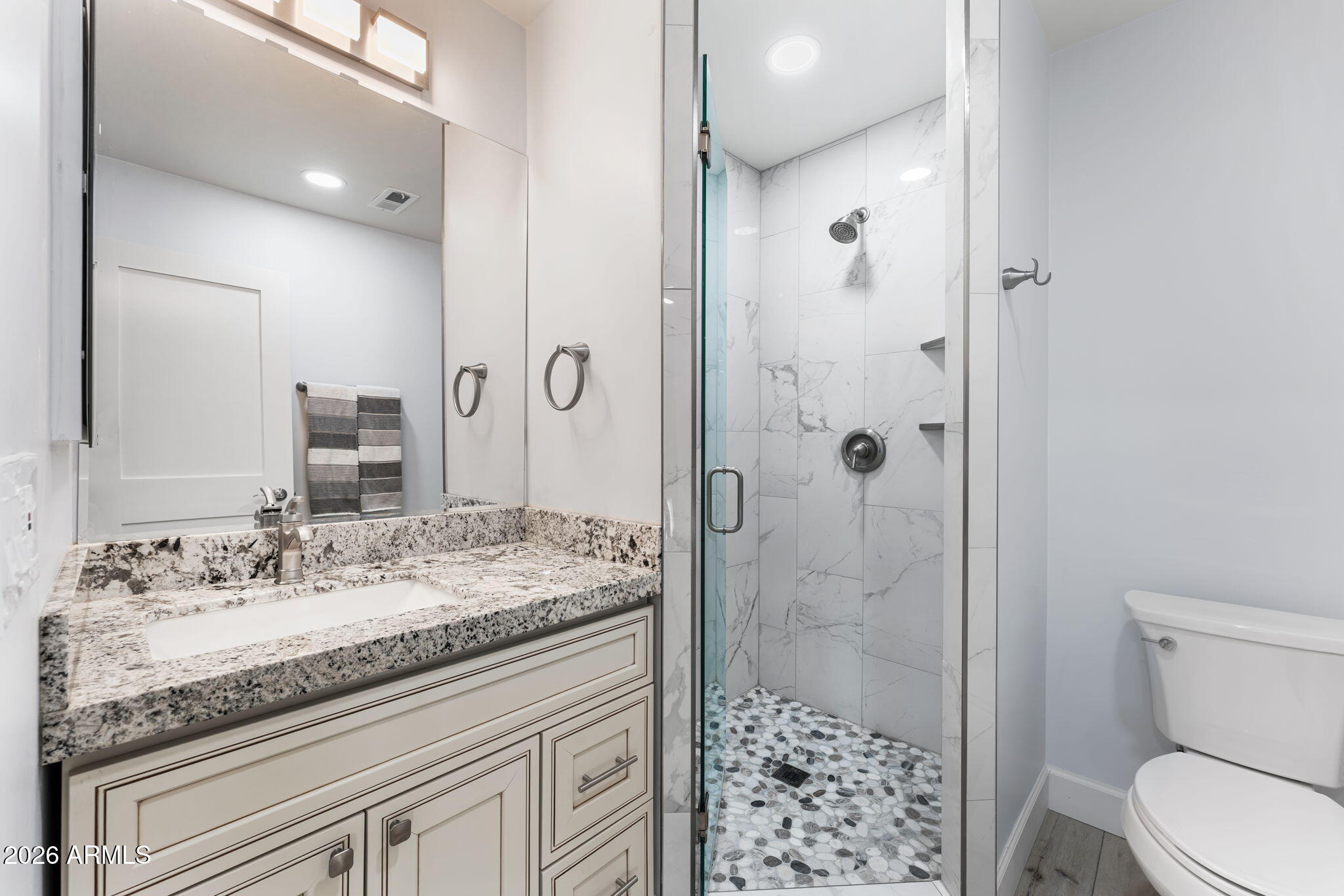 5055 Townsend-Winona Road Flagstaff, AZ 86004 - Photo 19 of 36 Full Bathroom