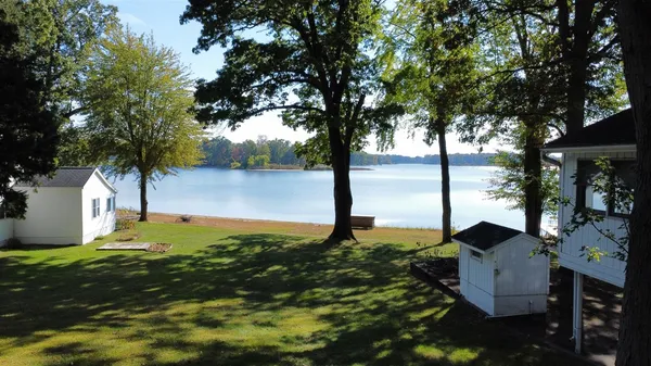 $2,050,000 | 59388 41st Street, Paw Paw, MI 49079
