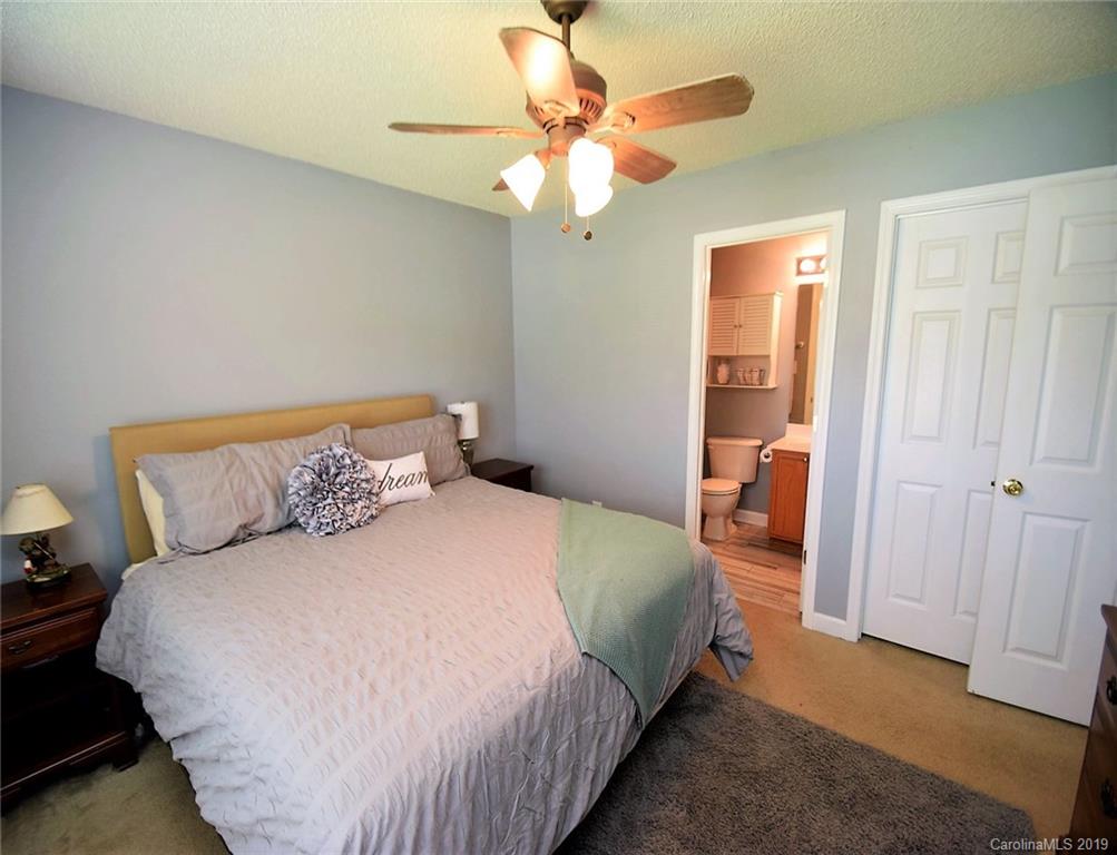 632 Overlook Road Lowell, NC 28098 - Photo 11 of 20 Gallery Image 11